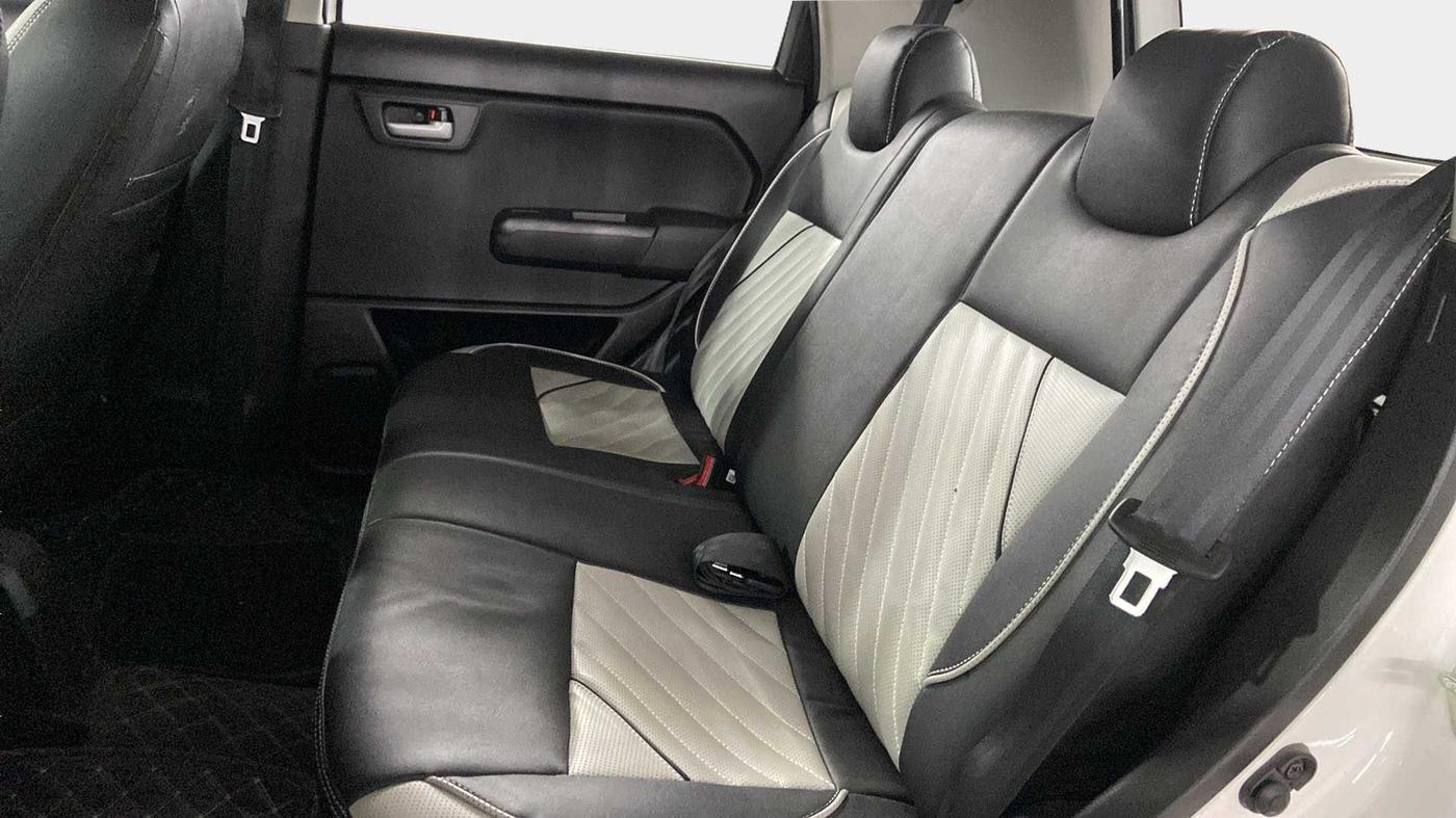 2022 Maruti New Wagon-R VXI CNG 1.0, CNG, Manual, 26,221 km, Right Side Rear Door Cabin