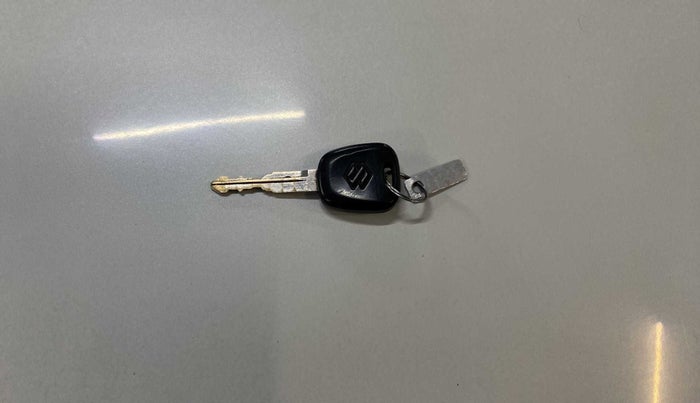 2016 Maruti Celerio VXI, Petrol, Manual, 34,467 km, Key Close Up