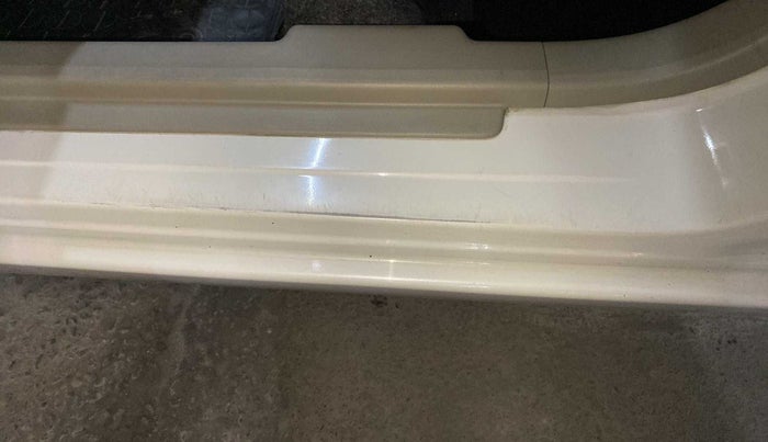 2016 Maruti Celerio VXI, Petrol, Manual, 34,467 km, Left running board - Minor scratches