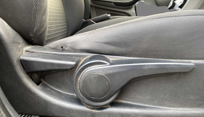 2019 Tata Tiago XZ PLUS PETROL, Petrol, Manual, 94,174 km, Driver Side Adjustment Panel