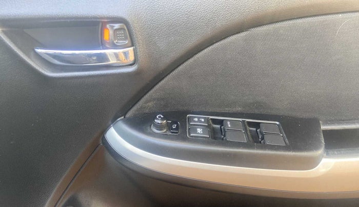2015 Maruti Baleno DELTA CVT PETROL 1.2, Petrol, Automatic, 44,507 km, Driver Side Door Panels Control