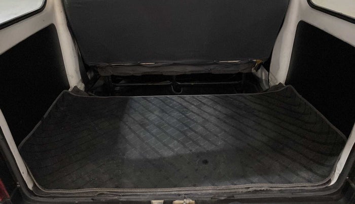 2018 Maruti Eeco 5 STR WITH A/C+HTR, Petrol, Manual, 56,295 km, Boot Inside