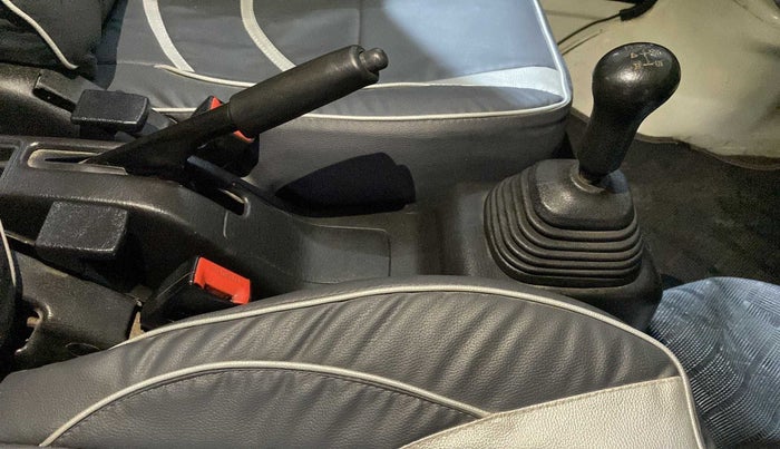 2018 Maruti Eeco 5 STR WITH A/C+HTR, Petrol, Manual, 56,295 km, Gear Lever