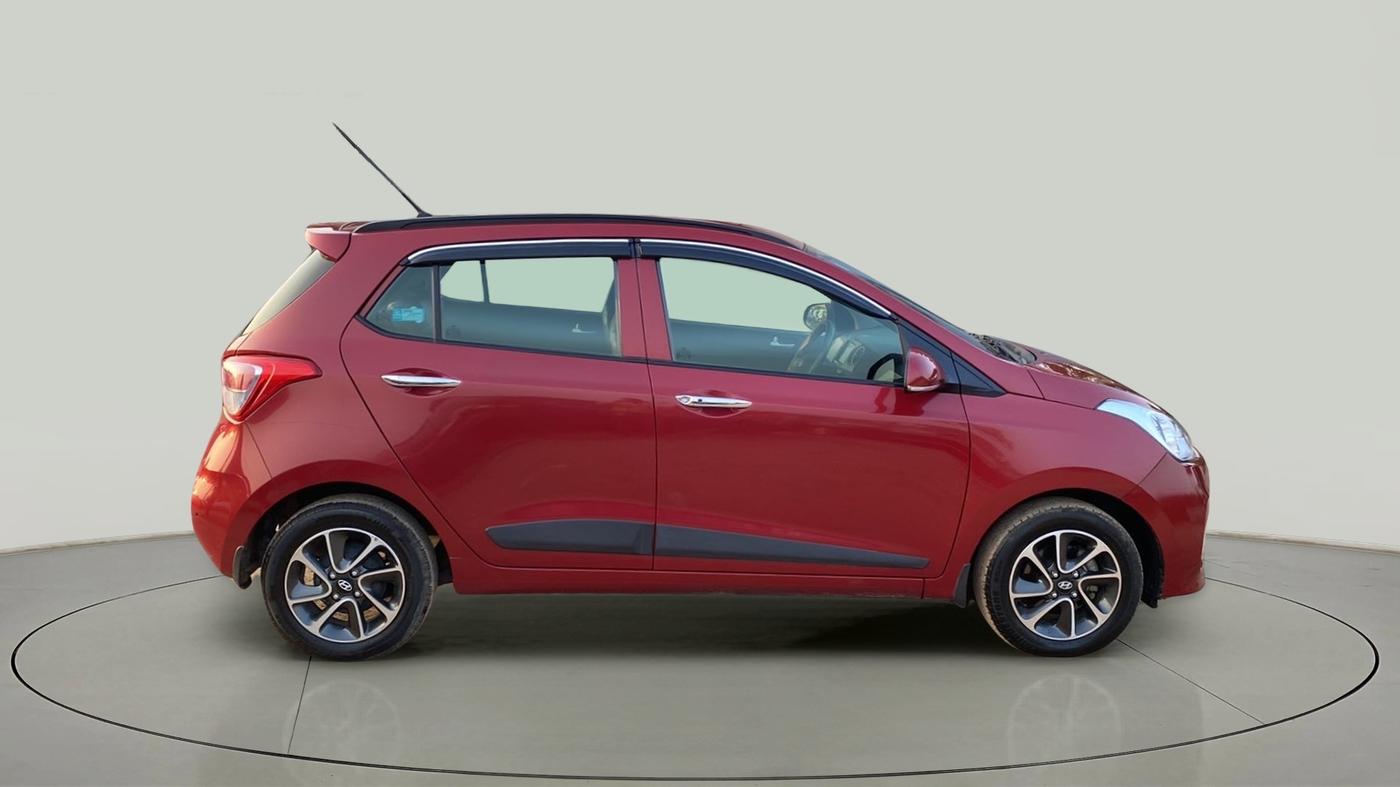 2017 Hyundai Grand i10 ASTA 1.2 KAPPA VTVT, Petrol, Manual, 32,048 km, Right Side View