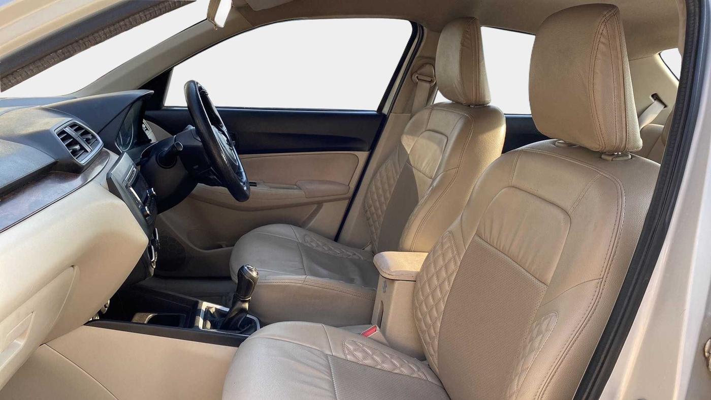 2019 Maruti Dzire VXI, Petrol, Manual, 54,058 km, Right Side Front Door Cabin