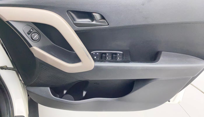 2017 Hyundai Creta E PLUS 1.6 PETROL, Petrol, Manual, 1,12,919 km, Driver Side Door Panels Control