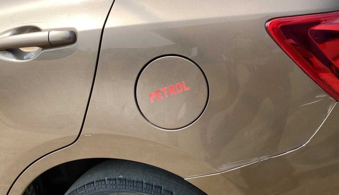 2017 Maruti Dzire VXI, Petrol, Manual, 83,443 km, Left quarter panel - Minor scratches
