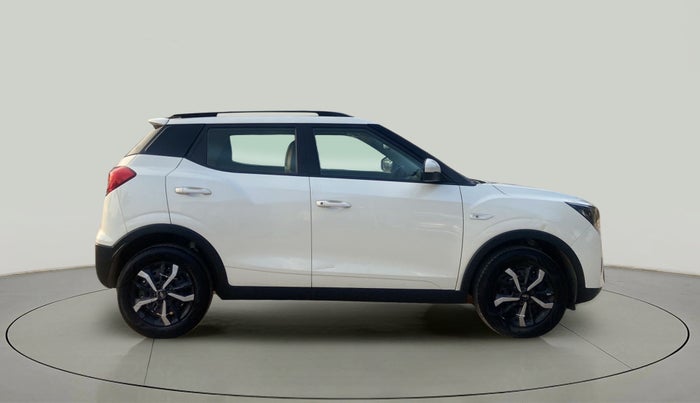 2021 Mahindra XUV300 W6 1.2 PETROL, Petrol, Manual, 10,886 km, Right Side View