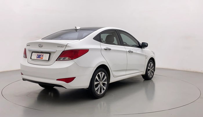 2017 Hyundai Verna 1.6 VTVT SX AT, Petrol, Automatic, 22,523 km, Right Back Diagonal