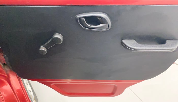 2018 Maruti Eeco 5 STR WITH A/C+HTR, Petrol, Manual, 31,338 km, Driver Side Door Panels Control