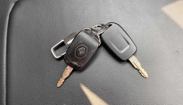 2016 Renault Kwid RXT 0.8, Petrol, Manual, 90,076 km, Key Close Up