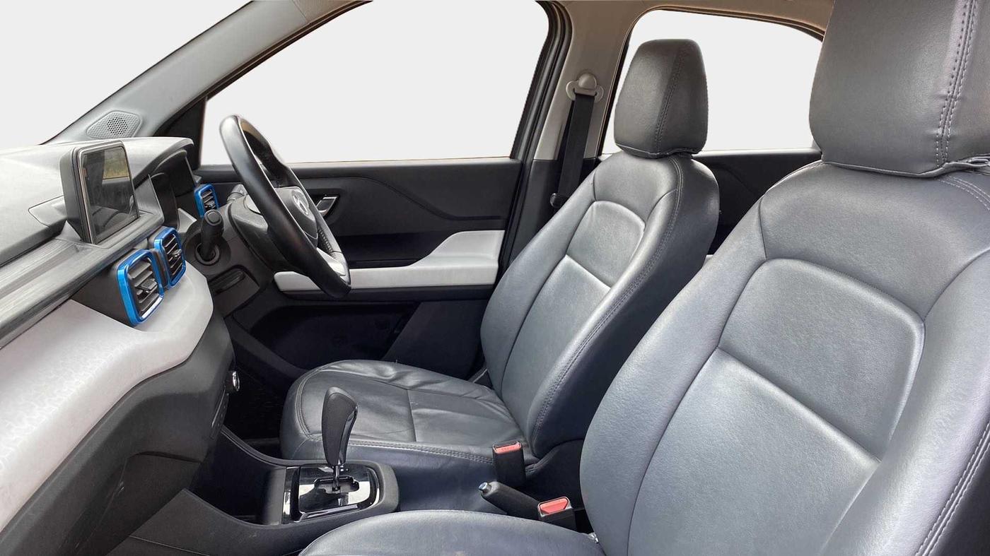 2022 Tata PUNCH CREATIVE  AMT, Petrol, Automatic, 34,370 km, Right Side Front Door Cabin