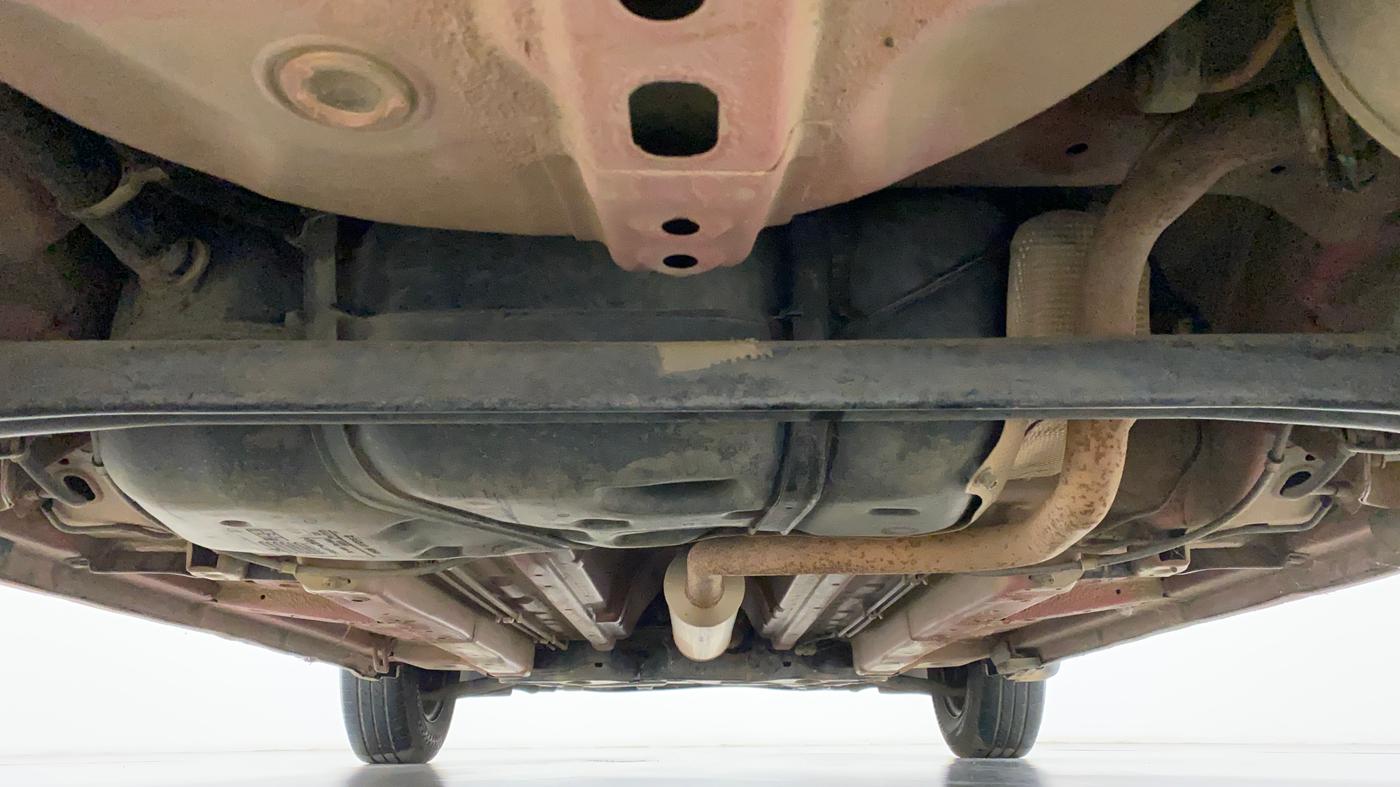 2013 Maruti Swift VXI, Petrol, Manual, 1,29,873 km, Rear Underbody