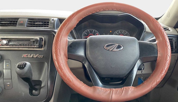 2016 Mahindra Kuv100 K4 D 6 STR, Diesel, Manual, 1,07,994 km, Steering Wheel Close Up