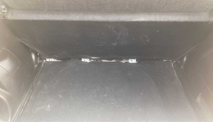 2018 Maruti Swift VXI, Petrol, Manual, 66,722 km, Boot Inside