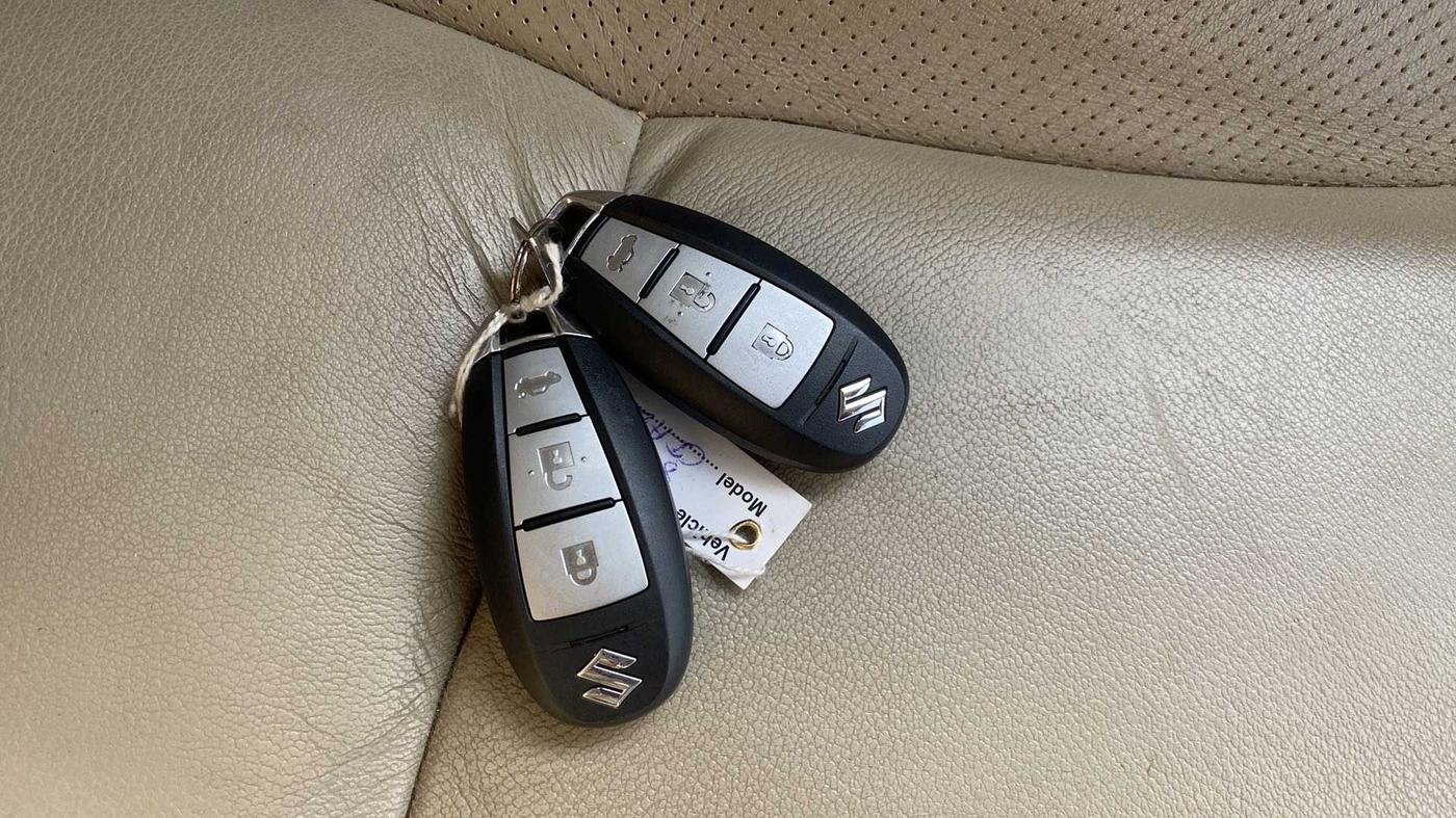 2019 Maruti Ciaz ALPHA  AT 1.5 SHVS PETROL, Petrol, Automatic, 22,258 km, Key Close Up