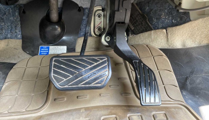 2019 Maruti Ciaz ALPHA  AT 1.5 SHVS PETROL, Petrol, Automatic, 22,258 km, Pedals