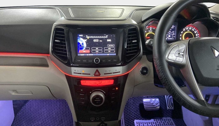 2022 Mahindra XUV300 W8 (O) 1.5 DIESEL AMT, Diesel, Automatic, 18,160 km, Infotainment System