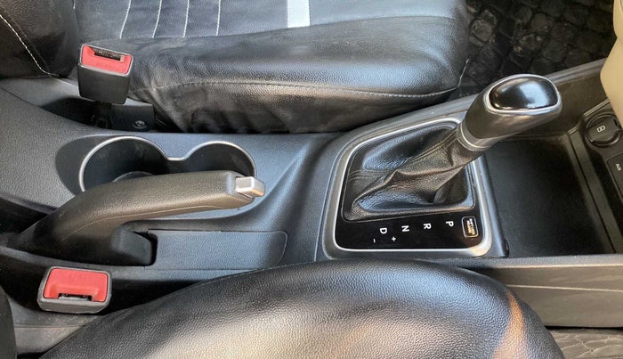 2018 Hyundai Verna 1.6 CRDI SX + AT, Diesel, Automatic, 91,655 km, Gear Lever