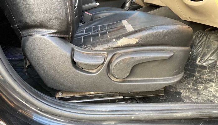 2018 Hyundai Verna 1.6 CRDI SX + AT, Diesel, Automatic, 91,655 km, Driver Side Adjustment Panel