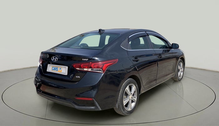 2018 Hyundai Verna 1.6 CRDI SX + AT, Diesel, Automatic, 91,655 km, Right Back Diagonal