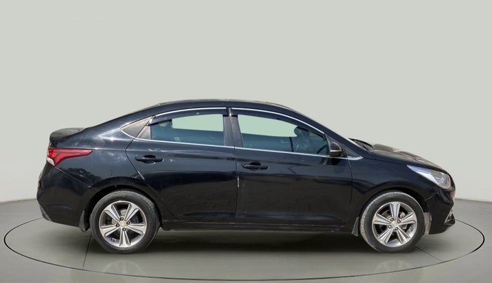 2018 Hyundai Verna 1.6 CRDI SX + AT, Diesel, Automatic, 91,655 km, Right Side View