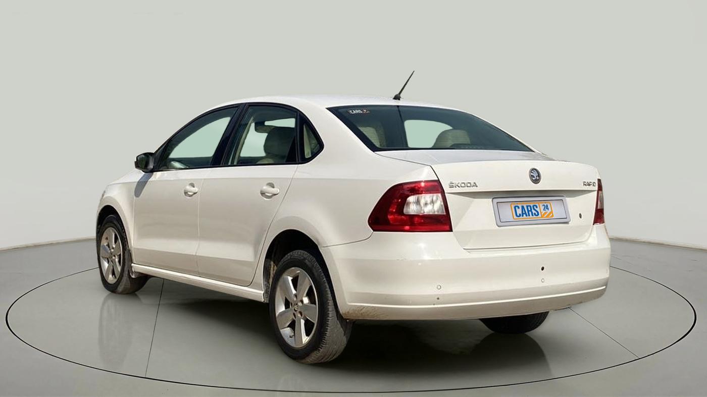 2016 Skoda Rapid 1.5 TDI CR STYLE PLUS AT, Diesel, Automatic, 85,378 km, Left Back Diagonal