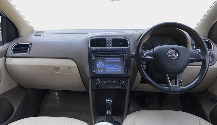 2016 Skoda Rapid 1.5 TDI CR STYLE PLUS AT, Diesel, Automatic, 85,378 km, Dashboard