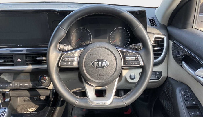 2020 KIA SELTOS HTX 1.5 PETROL DUAL TONE, Petrol, Manual, 18,556 km, Steering Wheel Close Up