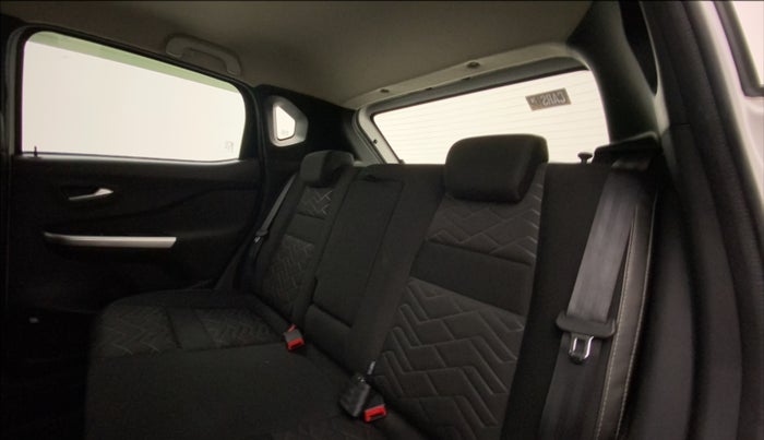 2021 Nissan MAGNITE XV PREMIUM, Petrol, Manual, 47,846 km, Right Side Rear Door Cabin