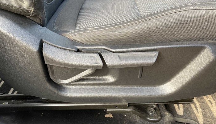 2020 KIA SELTOS HTK PLUS 1.5, Petrol, Manual, 9,594 km, Driver Side Adjustment Panel