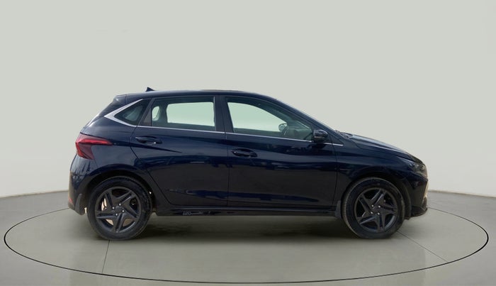 2021 Hyundai NEW I20 SPORTZ 1.2 MT, Petrol, Manual, 3,539 km, Right Side View