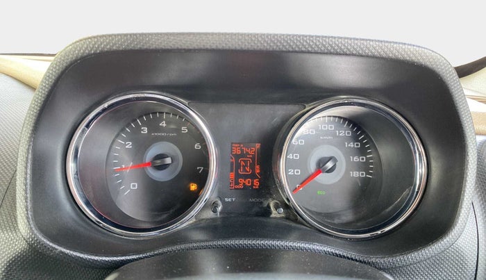2018 Mahindra TUV300 T8, Diesel, Manual, 94,455 km, Odometer Image