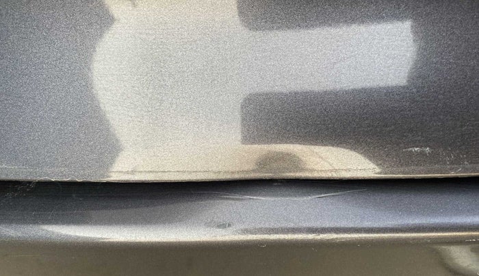2017 Maruti Baleno DELTA PETROL 1.2, Petrol, Manual, 44,221 km, Dicky (Boot door) - Slightly dented