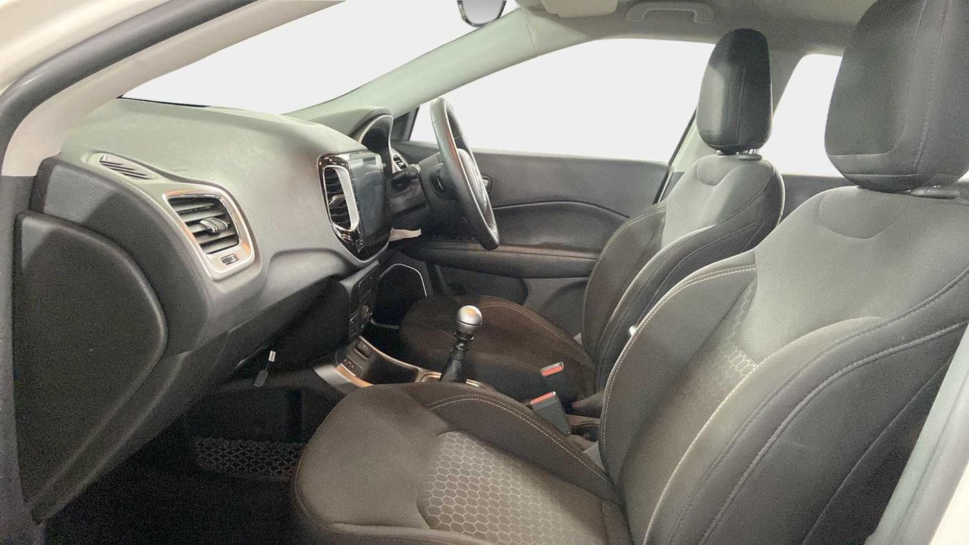 2019 Jeep Compass SPORT PLUS 1.4 PETROL, Petrol, Manual, 43,666 km, Right Side Front Door Cabin