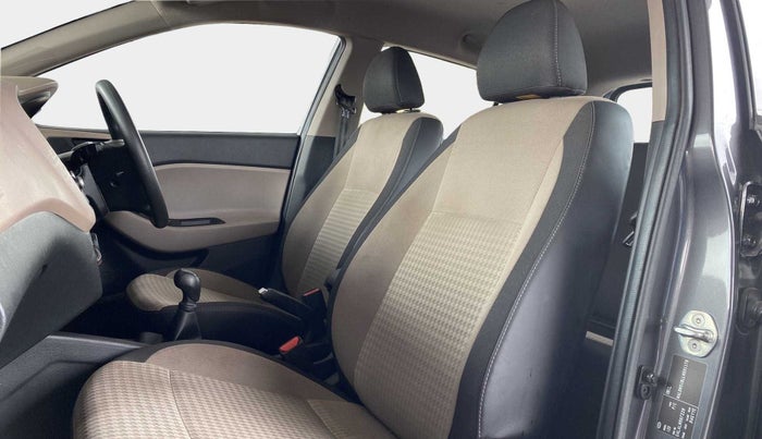 2020 Hyundai Elite i20 SPORTZ PLUS 1.2, Petrol, Manual, 20,232 km, Right Side Front Door Cabin
