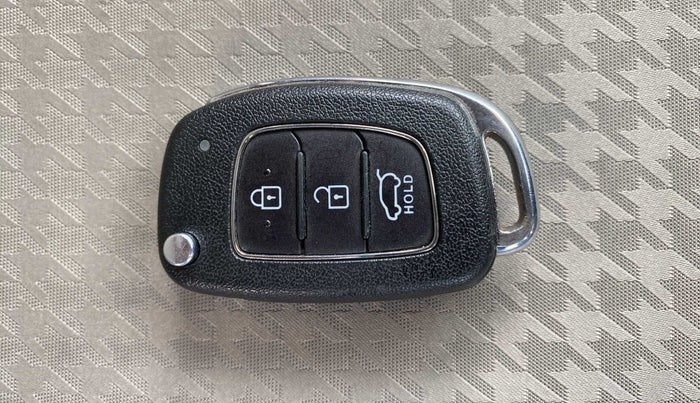 2020 Hyundai Elite i20 SPORTZ PLUS 1.2, Petrol, Manual, 20,232 km, Key Close Up