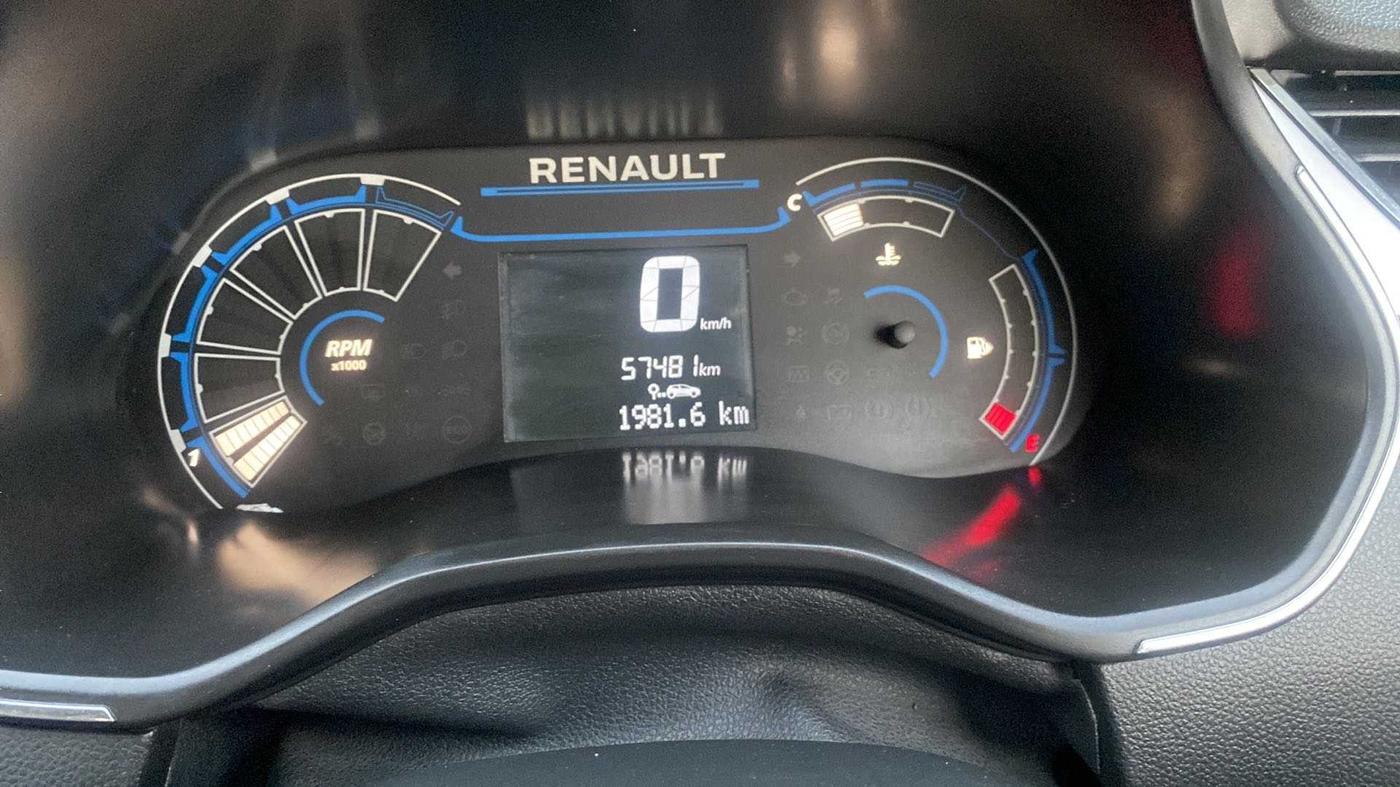 2020 Renault TRIBER RXZ, Petrol, Manual, 57,446 km, Odometer Image