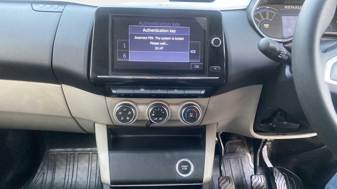 2020 Renault TRIBER RXZ, Petrol, Manual, 57,446 km, Air Conditioner