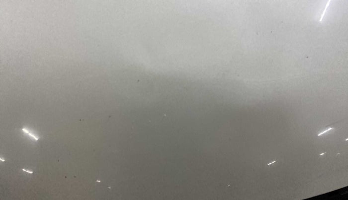 2013 Maruti Swift LXI, CNG, Manual, 80,838 km, Bonnet (hood) - Slight discolouration