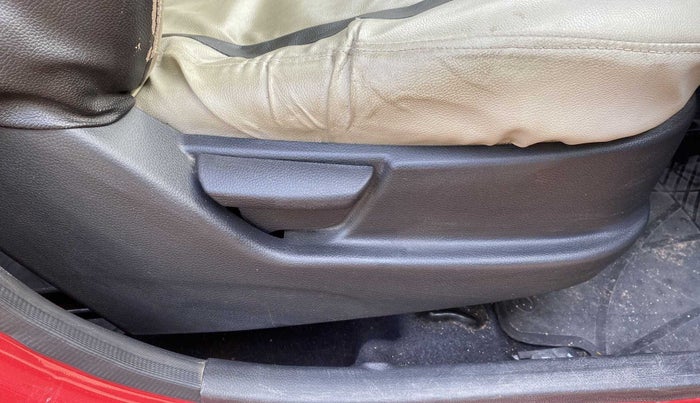 2015 Hyundai Eon ERA +, Petrol, Manual, 23,827 km, Driver Side Adjustment Panel