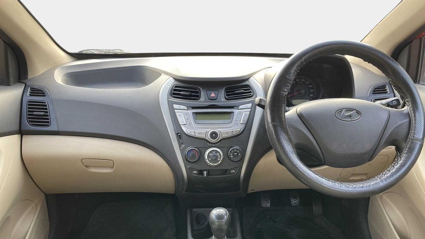 2015 Hyundai Eon ERA +, Petrol, Manual, 23,827 km, Dashboard