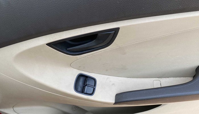 2015 Hyundai Eon ERA +, Petrol, Manual, 23,827 km, Driver Side Door Panels Control