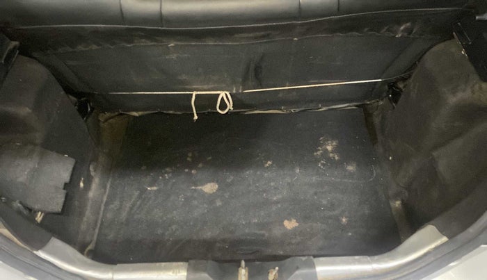 2016 Tata Tiago XZ PETROL, Petrol, Manual, 46,705 km, Boot Inside