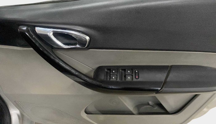 2016 Tata Tiago XZ PETROL, Petrol, Manual, 46,705 km, Driver Side Door Panels Control