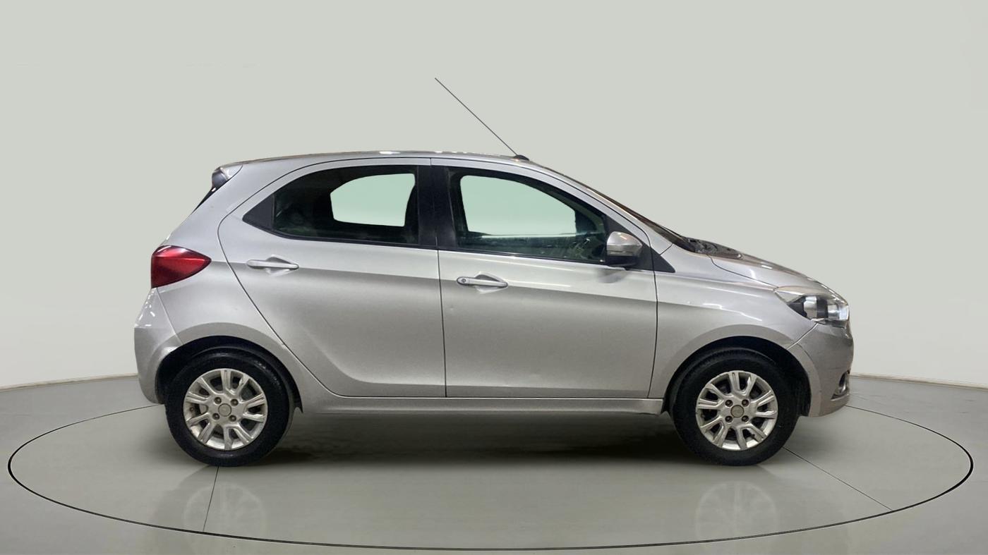 2016 Tata Tiago XZ PETROL, Petrol, Manual, 46,705 km, Right Side View