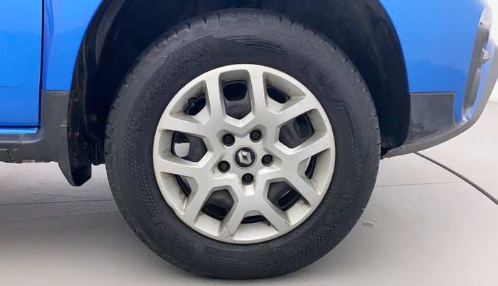 2019 Renault Duster RXS PETROL, Petrol, Manual, 48,436 km, Right Front Wheel