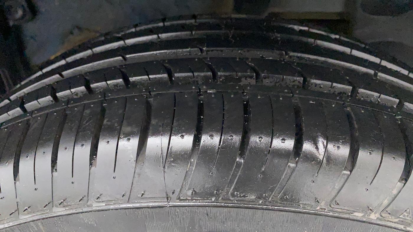2019 Renault Duster RXS PETROL, Petrol, Manual, 48,436 km, Left Rear Tyre Tread