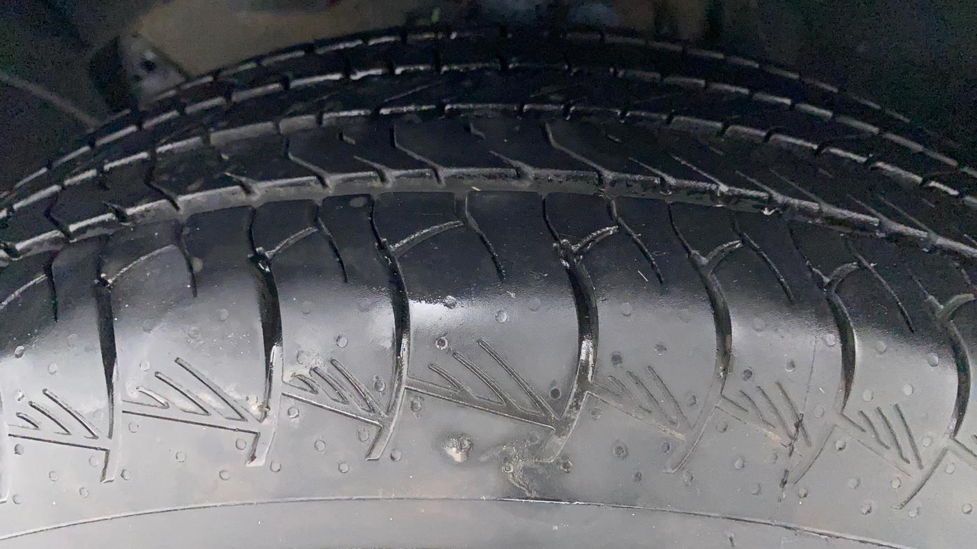 2019 Renault Duster RXS PETROL, Petrol, Manual, 48,436 km, Left Front Tyre Tread