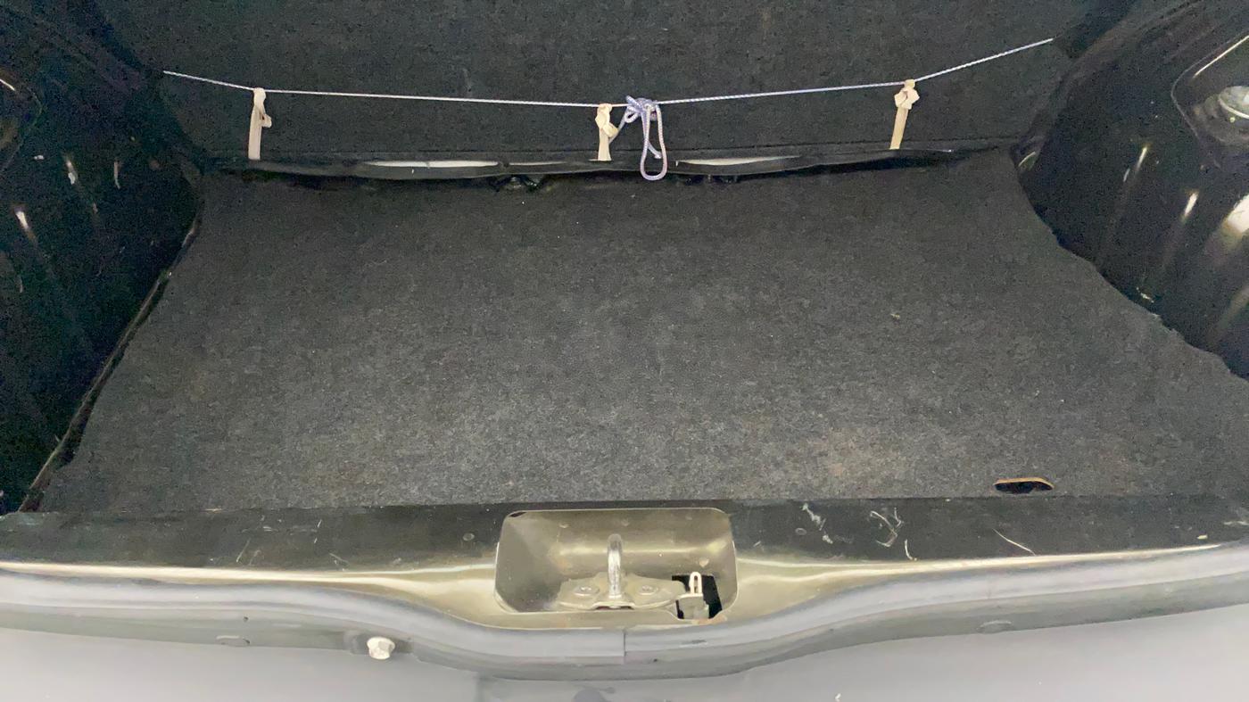2015 Renault Kwid RXT 0.8, Petrol, Manual, 26,991 km, Boot Inside